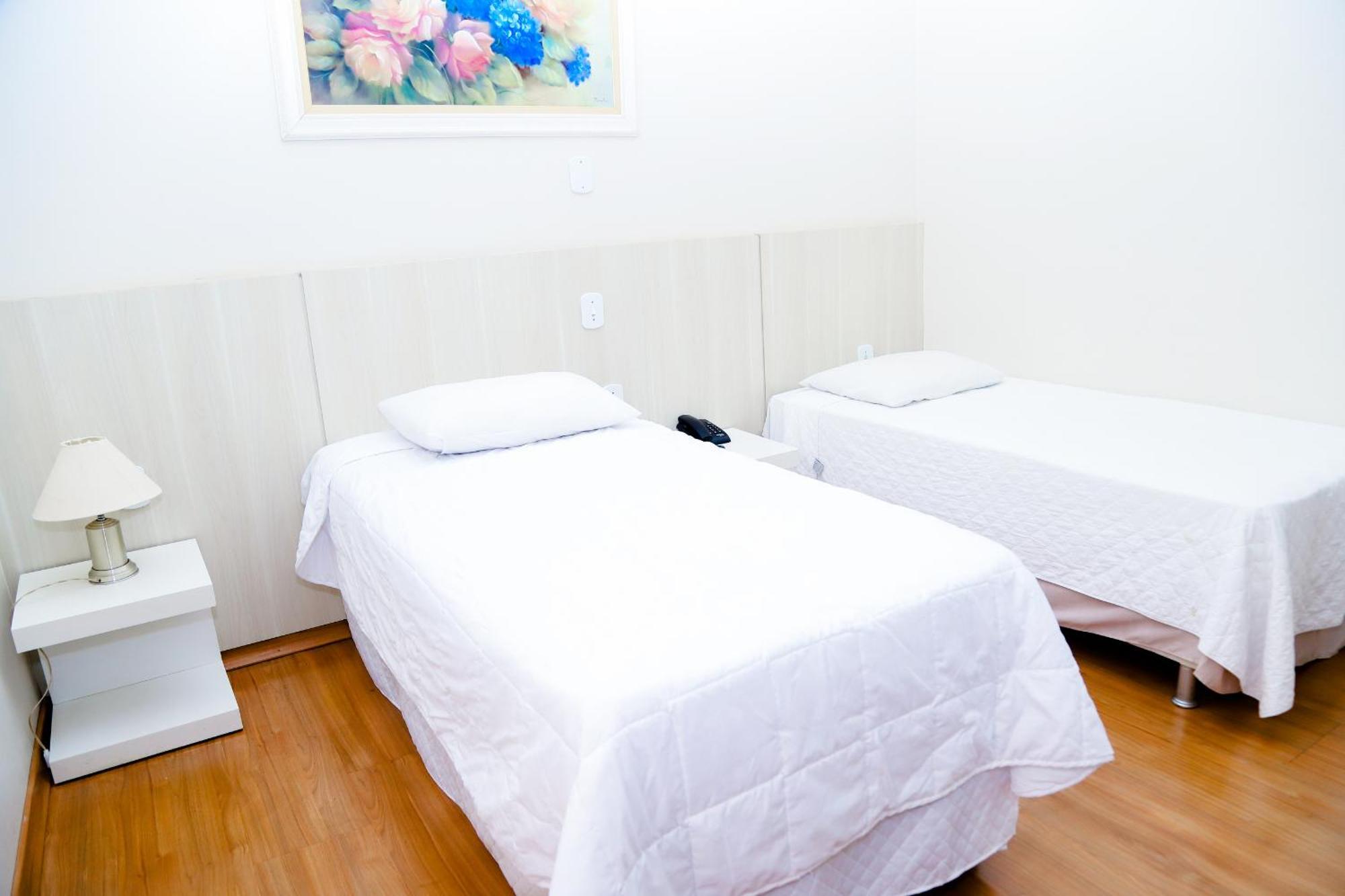 Voa Hotel Rezende Ламбари Екстериор снимка